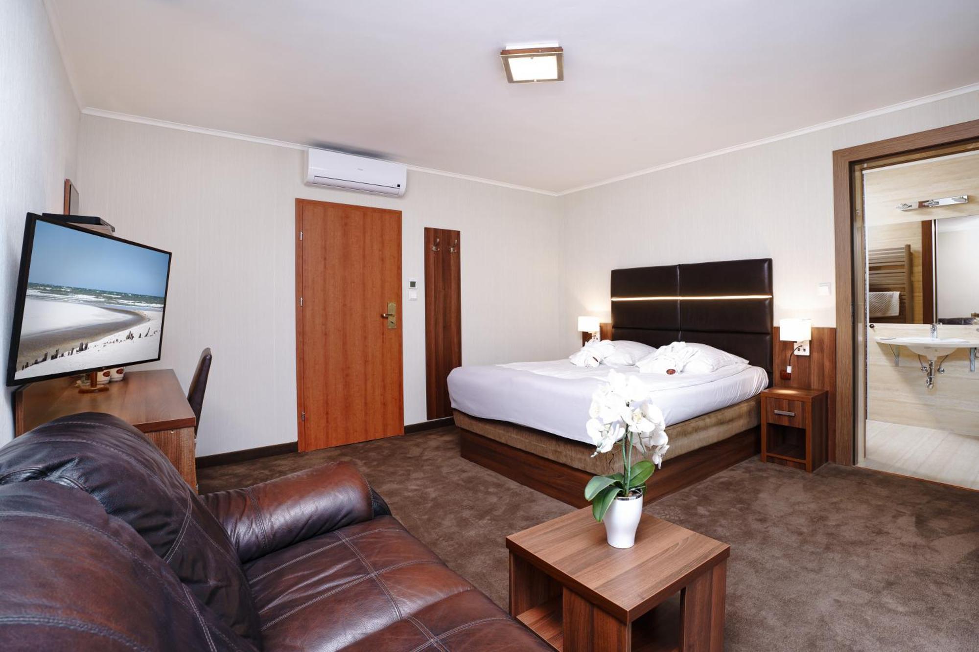 Hotel Spa Activia Jastrzebia Gora Ngoại thất bức ảnh