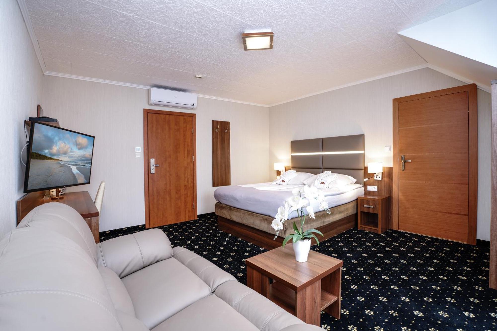 Hotel Spa Activia Jastrzebia Gora Ngoại thất bức ảnh